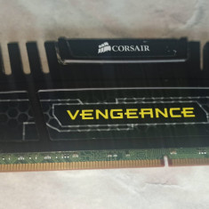 Memorie ram PC Corsair Vengeance 4Gb DDR3 1600mhz cu radiator