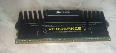 Memorie ram PC Corsair Vengeance 4Gb DDR3 1600mhz cu radiator foto