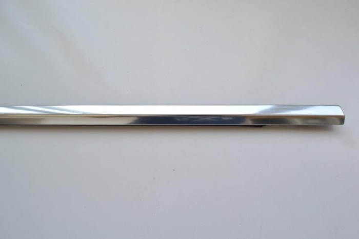 Chedar geam ușă dreapta față JAGUAR XF X250 2008 OEM: 8X23-F21452 1581817