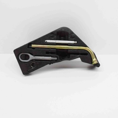 Spuma portbagaj AUDI Q7 4L 2007 OEM: 4L0012113C,1T0805615,7L0012219 foto