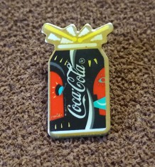 Insigna - COCA COLA