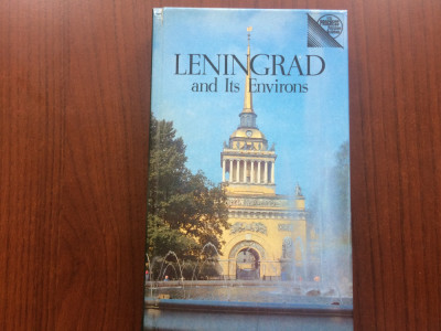 leningrad and its environs a guide 1979 ghid turism ilustrat harta in lb engleza foto