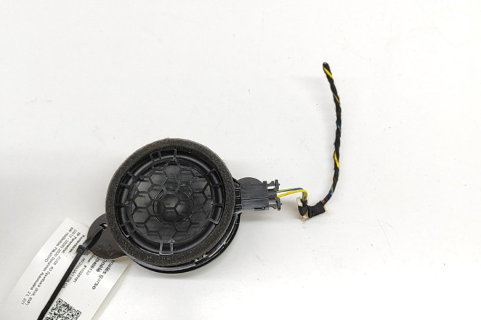 Difuzor ușă st&acirc;nga spate AUDI A3 Sportback 8VA, 8VF 2020 OEM: 8V4035709 29406134