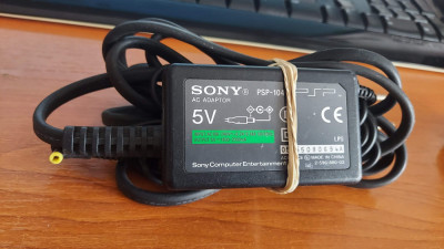 ALIMENTATOR Sony PSP-104 la 5v 2000mA foto