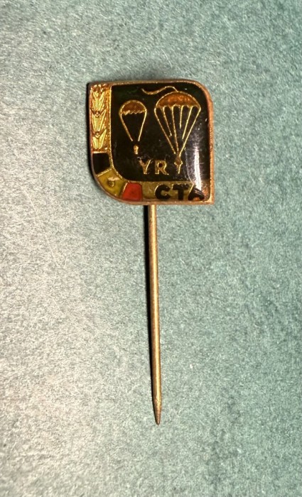 Insigna Aeroclub YR cupa CTA tip pin