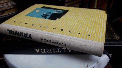 Taunul - E. Voynich ED 1950 LUX cartonat foto