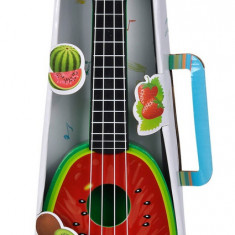 INSTRUMENT MUZICAL UKULELE CU DESIGN DE PEPENE