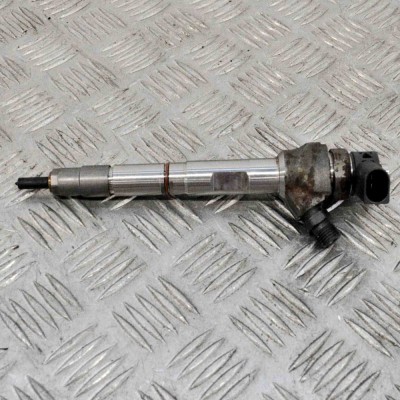 Injector de combustibil VW PASSAT Variant B8 3G5 2015 OEM: 04L130277AD,0445110473 3509356 foto