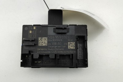 Modul de control ușă dreapta față SKODA SUPERB III Estate 3V5 2017 OEM: 5Q4959592E,5Q4959592B,A2C7494660300 | 31600691 foto