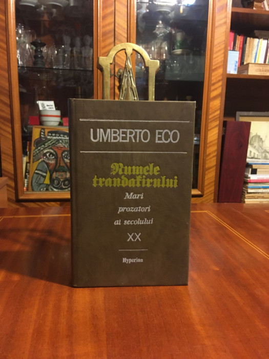 Umberto ECO - NUMELE TRANDAFIRULUI (ediție de lux, Chișinău - 1992)