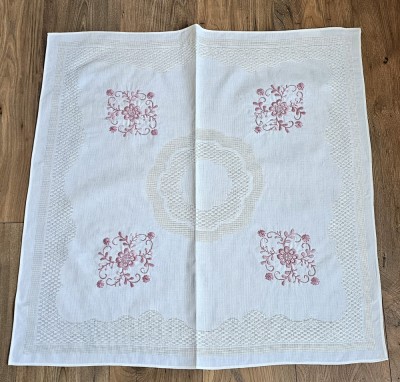 FATA DE MASA VINTAGE DIN MATERIAL SINTETIC CU MODEL CUSUT MANUAL foto