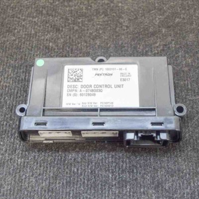 Modul de control ușă dreapta față TESLA MODEL S 2017 OEM: 1003101-00-EA-0748G03Q 4082479 foto