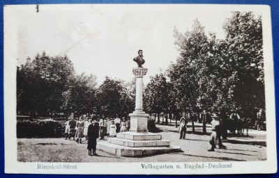 Ramnicul Sarat 1917 - Gradina si Monumentul Bagdad, Feldpost - animata, printata, circulata fara timbru la Munchen, stampile germane lizibile foto