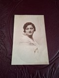 Fotografie tip carte postala , Portret femeie , alb negru - Foto M.Zissu