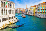 Cumpara ieftin Fototapet autocolant Venetia pe apa, 250 x 150 cm