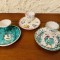 3 SUPORTURI DIN CERAMICA, CU FARFURIOARA, PENTRU OUA