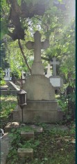Loc de veci cimitirul Bellu Ortodox foto