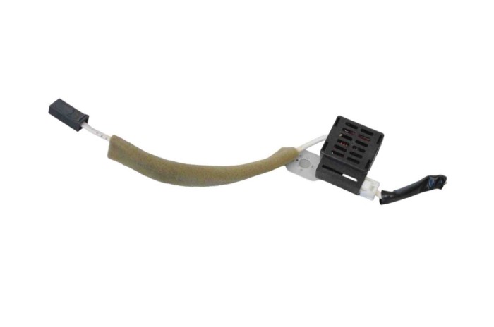 Amplificator de antena INFINITI Q50 2014