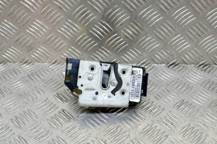&Icirc;ncuietoare ușă dreapta față DODGE RAM 1500 Pick-up DJ, DS 2018 OEM: P04589422AIA,A052111 13888368