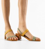 Cumpara ieftin Sandale cu toc Nirmal Camel