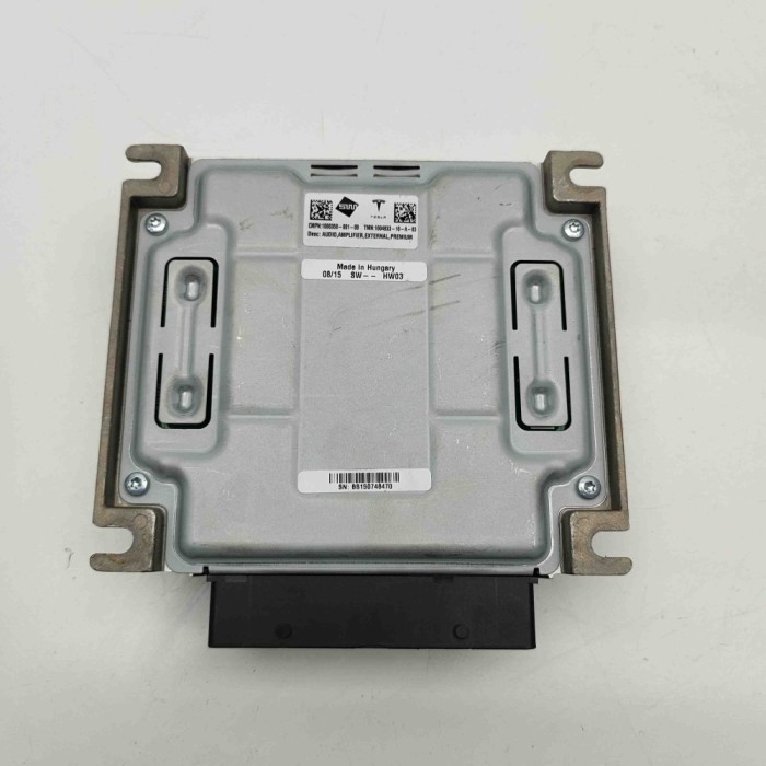 Amplificator de sunet TESLA MODEL S 2015 OEM: 1004833-10-A,1000350-001-09