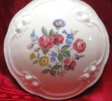 CASETA / BOMBONIERA PORTELAN ROSENTHAL ELFENBEIN ANII 40 DECOR CU TRANDAFIRI 13 CM