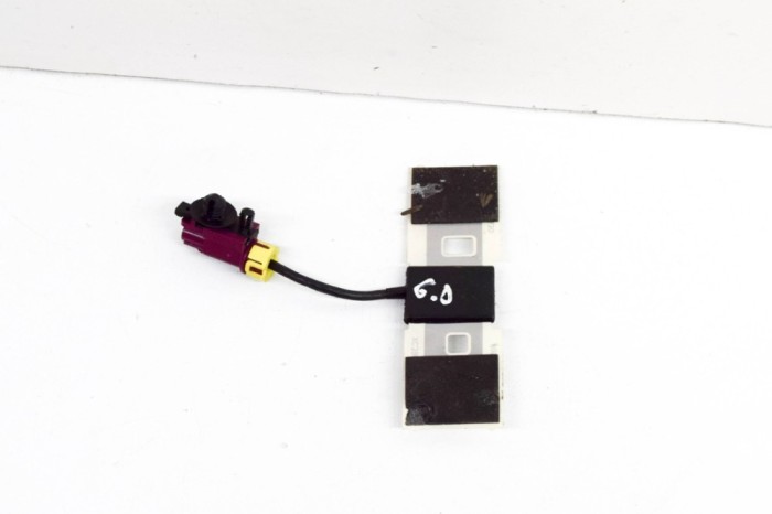 Antena JAGUAR I-PACE X590 2020 OEM: MK72-156037-AA 20842176
