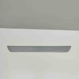 Ornament prag interior st&acirc;nga față TESLA MODEL 3 2019 OEM: 1090844-00-C