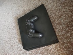 PlayStation 4 ps4 slim 1tb foto