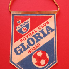 Fanion fotbal - GLORIA BUZAU