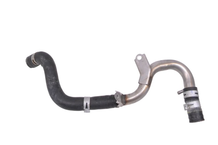 Furtun de lichid de răcire TOYOTA PRIUS _W3_ 2012 17301075