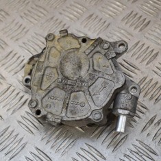 Pompa de vacuum VW PASSAT Variant B7 365 2011 OEM: 03L145100 2933604