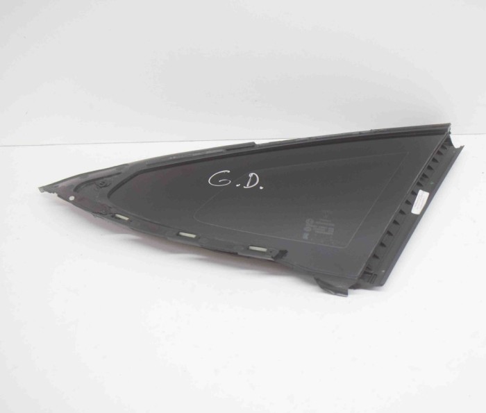 Geam lateral dreapta spate TESLA MODEL S 2018 OEM: Hatchback | 12610479