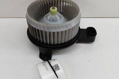 Ventilator aeroterma JAGUAR I-PACE X590 2019 OEM: J9D3-18456-AA,MF116360-5570 23232195 foto