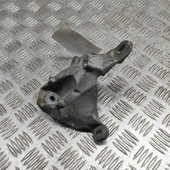 Suport cutie de viteze AUDI Q7 4M 2017 OEM: 4M0399113B