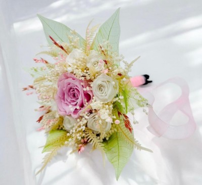 Buchet de flori criogenate, frunze voal si floarea miresei naturala uscata, ideal pentru ocazii speciale foto