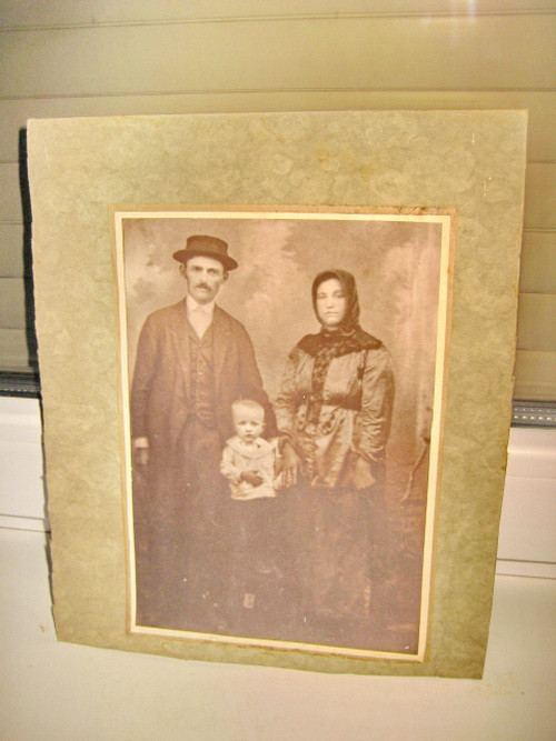 2539-Foto mare Kabinet familie 1900, inaltime 21cm, latime 15cm. stare buna.
