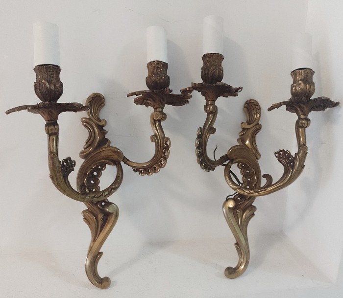 Superb set de aplice din bronz masiv in stilul Rococo,piese cu o lucrătură de o foarte mare finețe