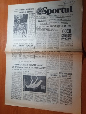sportul 2 noiembrie 1979-art. echipa de fotbal jiul petrosani foto