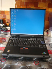 Laptop vintage IBM ThinkPad T30 1.8ghz/ram 256mb/hdd 20gb foto