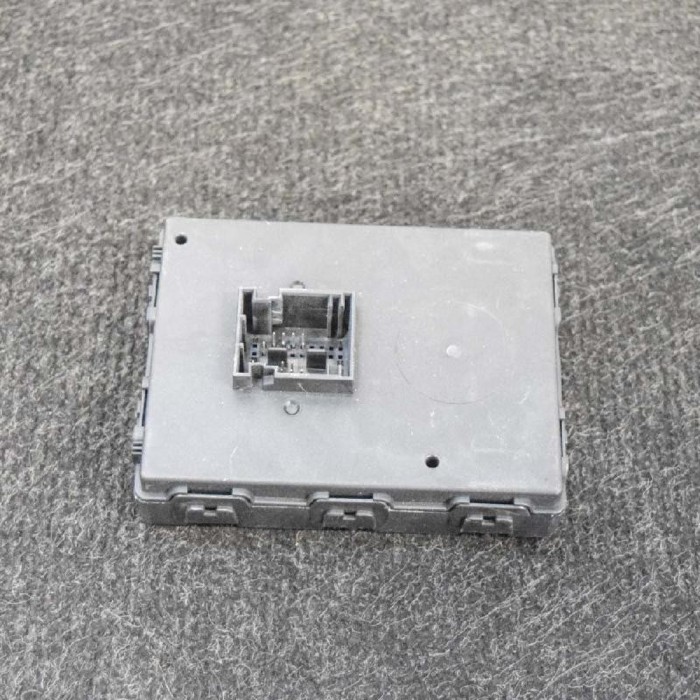 VW PASSAT Variant B8 3G5 2016 OEM: 3Q0959435B2694A-MQBBB2014DJ0969 SKU: 4116809
