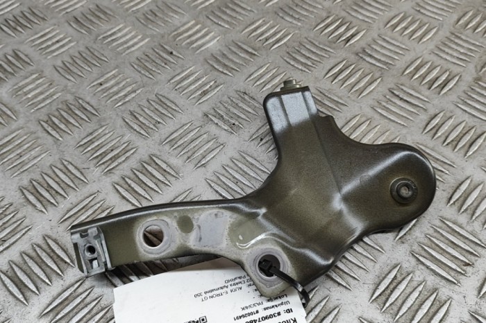 Suport aripa dreapta față AUDI E-TRON GT 2022 OEM: 4J3821240B 30907486