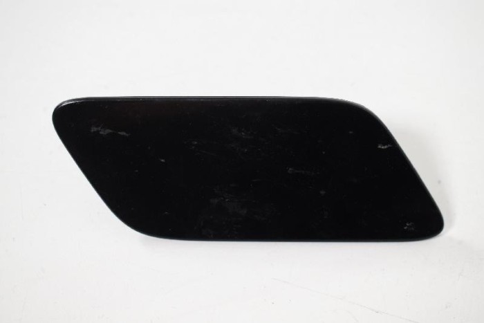 Capac spălător far dreapta AUDI Q7 4M 2017 OEM: 4M0807754B 3177796