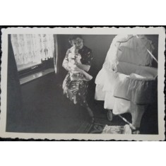 Fotografie, Mama cu bebelusul de 11 zile, Amsterdam 1940