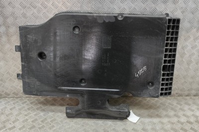 Scut motor dreapta spate VW TIGUAN AD1 2021 OEM: 5QF825506D 25572277 foto