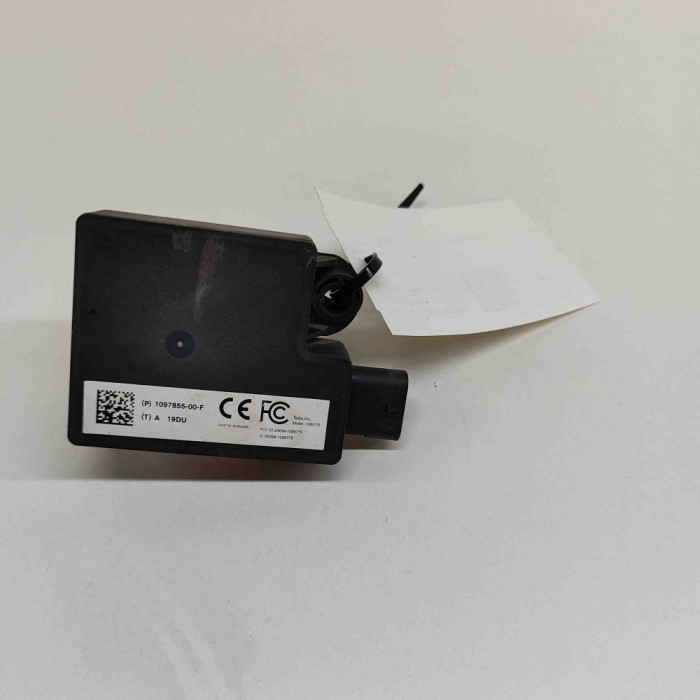Alt modul de control TESLA MODEL 3 2019 OEM: 1097855-00-F 21672004