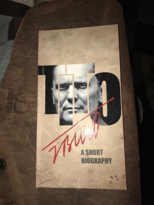 Tito, A short biography / Neda Knezevic (Editor) foto