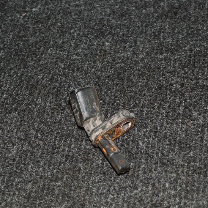 Senzor ABS dreapta față VW GOLF VI 5K1 2010 OEM: 7H0927804 2571153