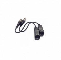 Video balun pasiv cu cablu Hikvision, DS-1H18S/E; transmite semnal video HDTV pe cablu UTP pana la 200m; pret per pereche; TVI convert to UTP transmis foto