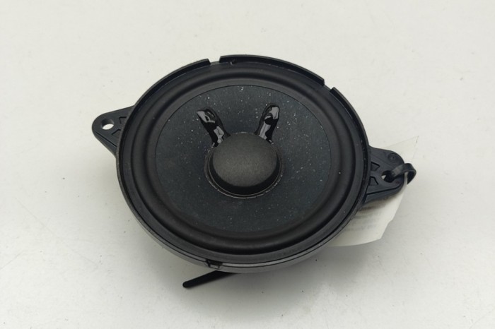 Difuzor ușă dreapta față AUDI Q5 FY 2020 OEM: 80A035303 | 31693504